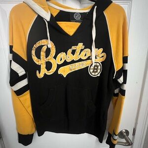 Boston Bruins Black and Yellow Hoodie